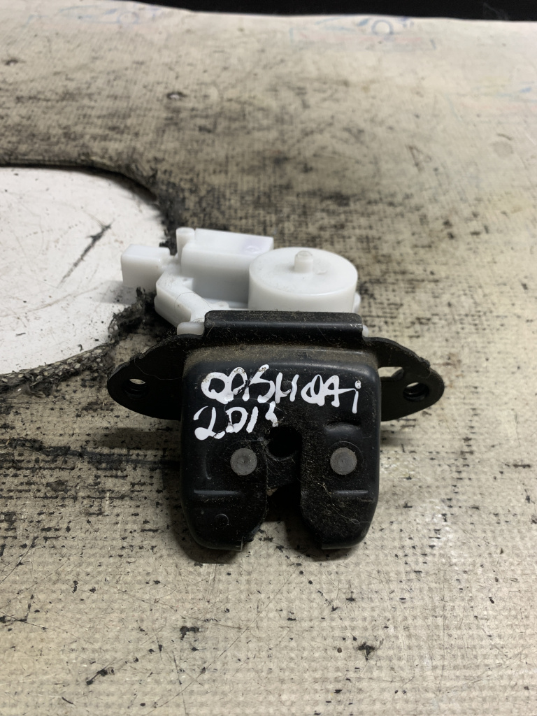 Broasca haion Nissan Qashqai - Benzina 2014, -