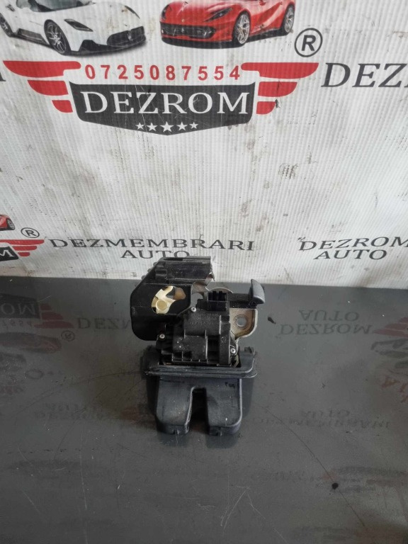 Broasca haion originala Audi A6 C7 Avant cod piesa 8R0827505A