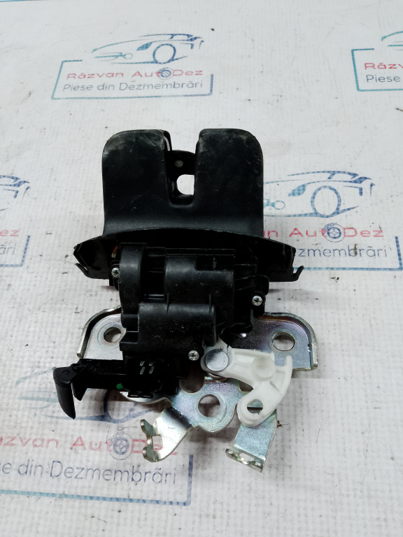 Broasca haion Skoda Fabia 3 2015, 6V6827520