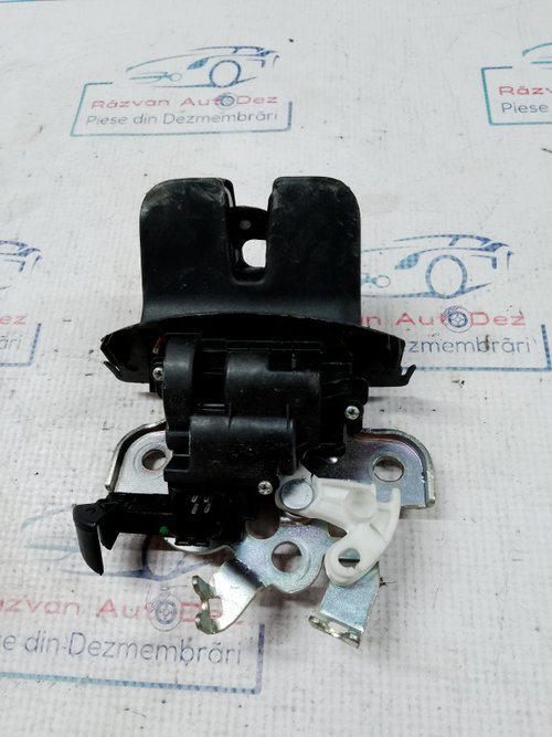 Broasca haion Skoda Fabia 3 2015, 6V6827520