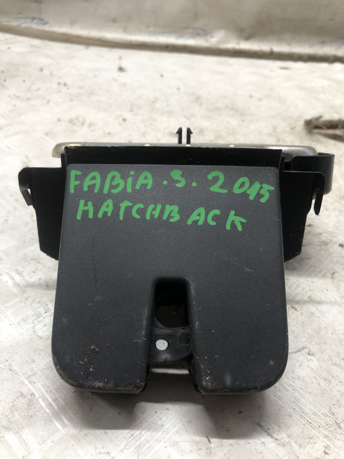 Broasca haion Skoda Fabia 3 Hatchback - Motorina 2015, 8R0827505