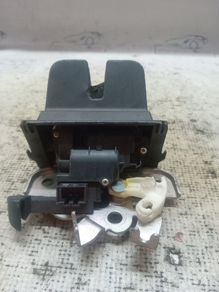 Broasca haion Skoda Superb 2 Break, 3T9827520