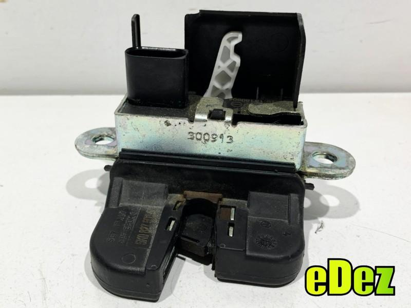 Broasca haion Volkswagen Passat B6 3C (2005-2010) 5K0827505A