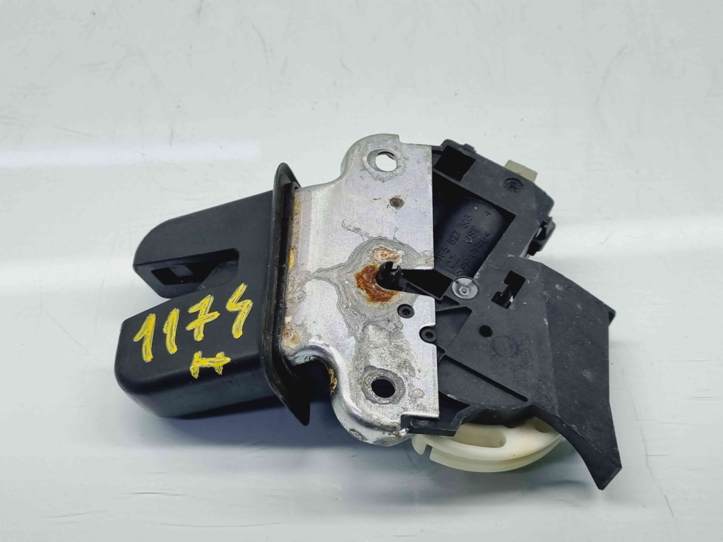 Broasca haion Volkswagen Passat B6 (3C2) [Fabr 2005-2010] 4F5827505D