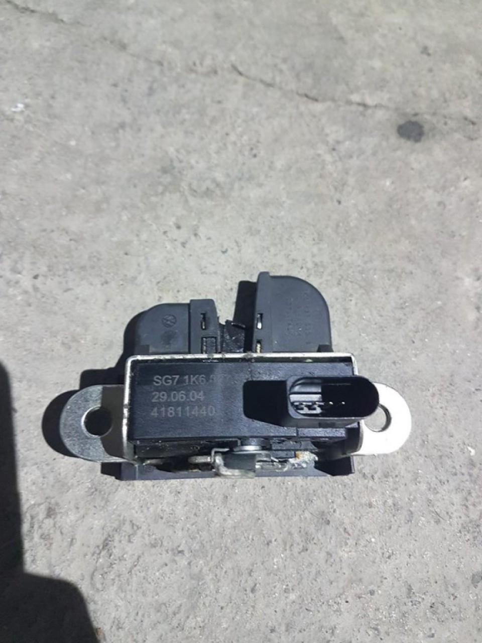Broasca haion vw touran 2003-2015
