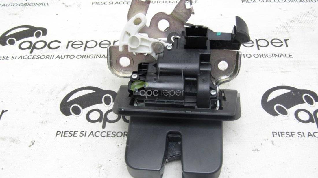 Broasca hayon spate Audi Originala cod 8R0827505