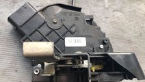 Broasca iala spate stanga ford focus 2 4m5aa26413b