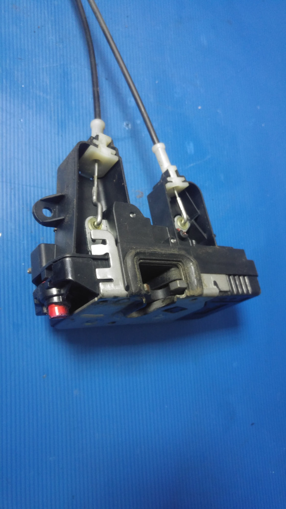 Broasca iala usa dreapta fata opel vectra c 13157759