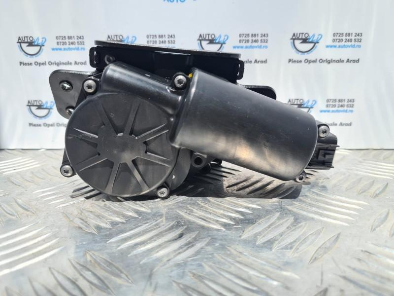 Broasca inchidere centralizata haion electric Opel Insignia A facelift 2013-2017 13581405