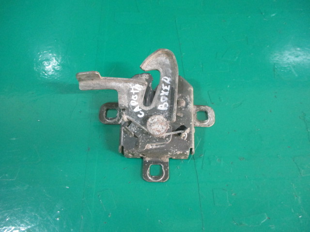 BROASCA / INCUIETOARE CAPOTA MOTOR PEUGEOT BOXER FAB. 2001 – 2006 ⭐⭐⭐⭐⭐