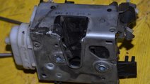 BROASCA/INCUIETOARE FATA AUDI A6 C4/100. 4A2837015...