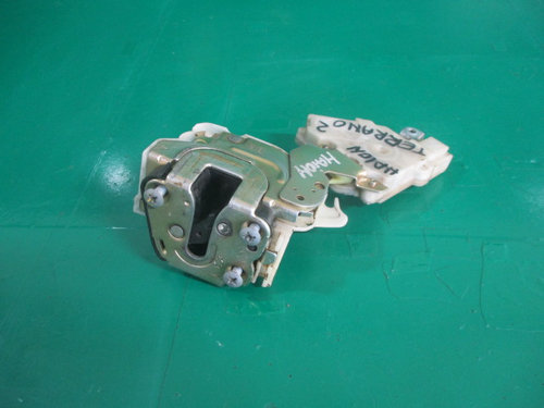 BROASCA / INCUIETOARE HAION / USA PORTBAGAJ NISSAN TERRANO 2 4X4 FAB. 1999 - 2007 ⭐⭐⭐⭐⭐