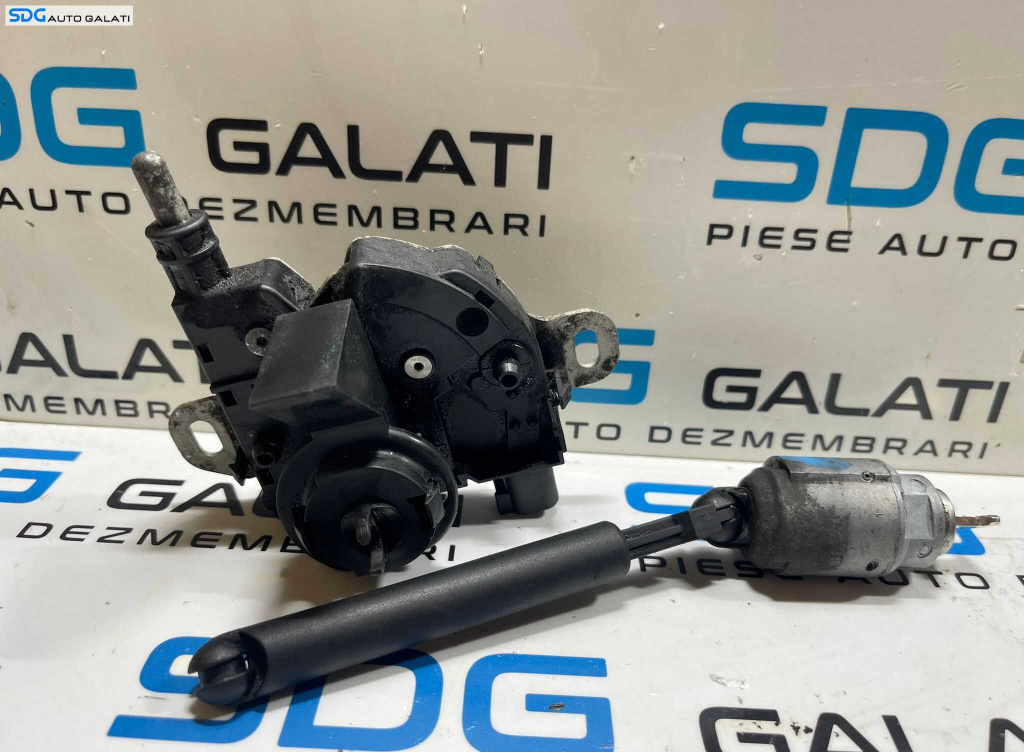 Broasca Incuietoare pentru Capota Motor cu Tija Butuc si Lama Cheie Ford Kuga 1 2008 - 2012 Cod 3M51-16700-BC 7M5A-A16C826-BB [B3476]