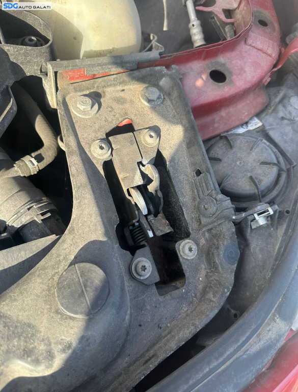 Broasca Incuietoare Stanga pentru Capota Motor BMW Seria 1 F20 F21 2011 - 2019 [C9553]