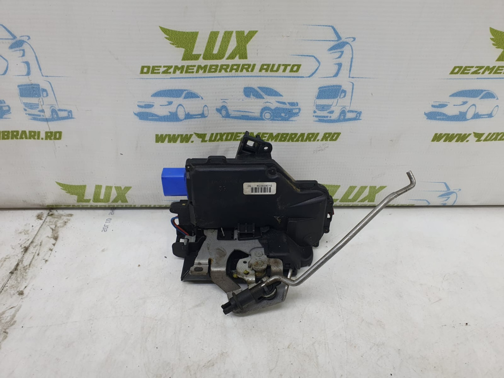 Broasca incuietoare stanga spate 4e0839015 Audi A8 D3/4E [2002 - 2005]