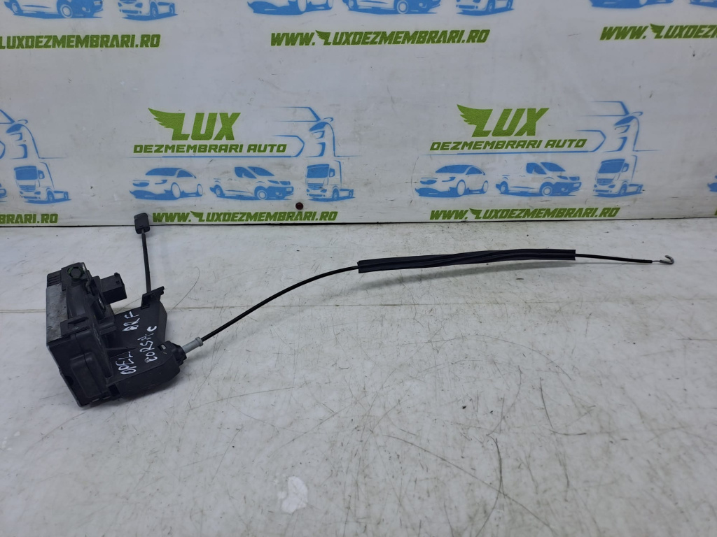 Broasca incuietoare usa dreapta fata 24434885 Opel Corsa C [2000 - 2003]