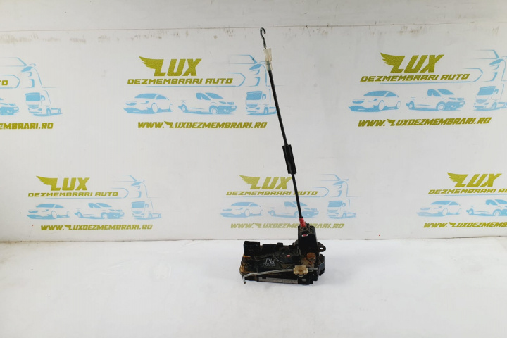 Broasca incuietoare usa dreapta spate 13210739 Opel Astra