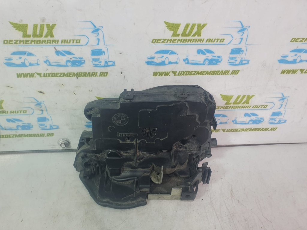 Broasca incuietoare usa dreapta spate 7060296 BMW Seria 3 E90 [2004 - 2010]