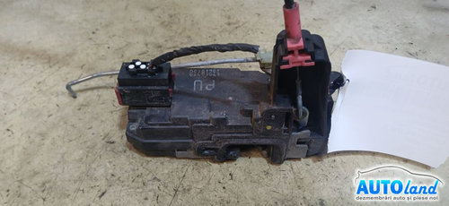 Broasca mecanism Inchidere 13210738 Stanga Spate Opel ASTRA H 2004