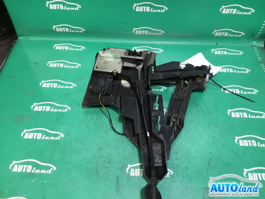 Broasca mecanism Inchidere 2s61a21979a Stanga Fata 2 Fire Ford FIESTA V JH ,JD 2001