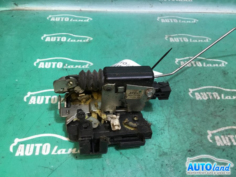 Broasca mecanism Inchidere 8200735224 Dreapta Fata Dacia SANDERO 2008
