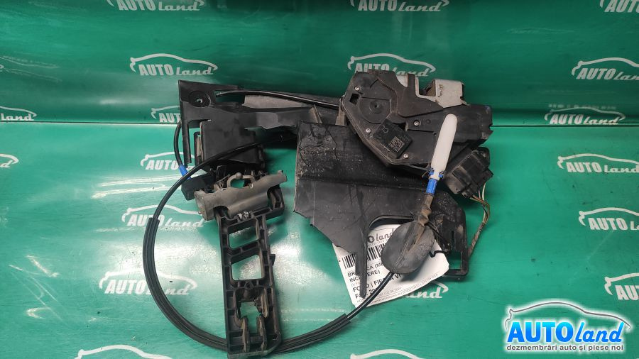 Broasca mecanism Inchidere 8a6aa21812bf Dreapta Fata Ford FIESTA VI 2008