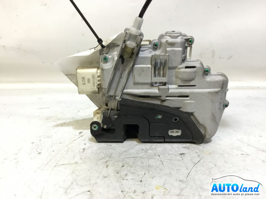 Broasca mecanism Inchidere 8e2837016aa Dreapta Fata Audi A4 8EC 2004-2008