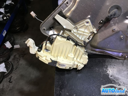 Broasca mecanism Inchidere A2217601634 Dreapta Spate Mercedes-Benz S-CLASS W221 2005