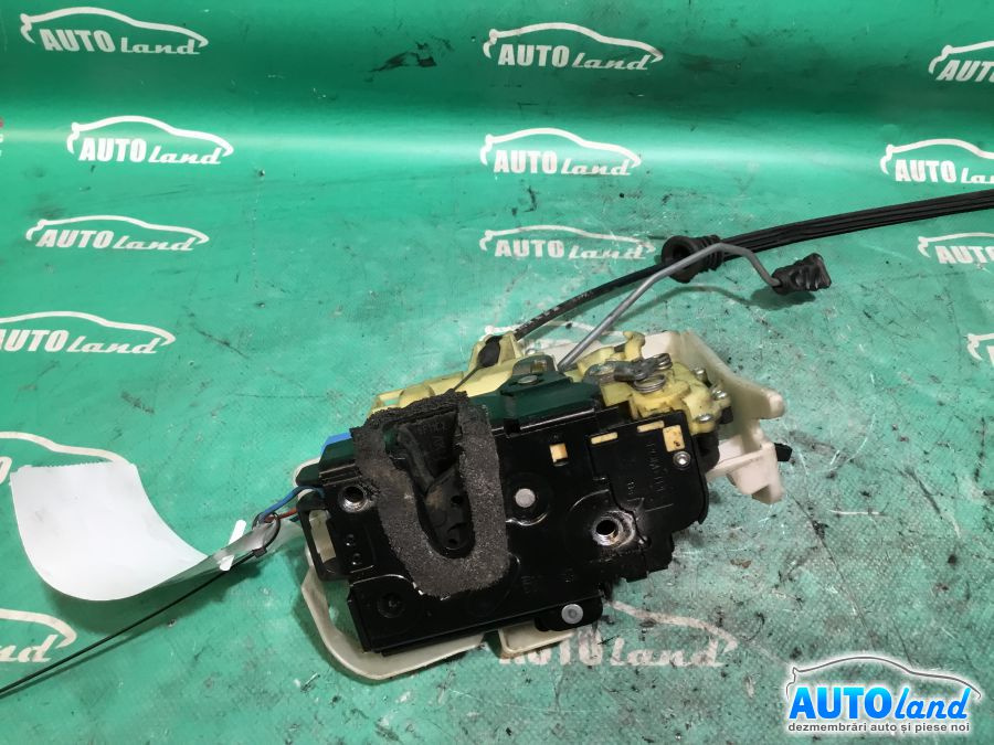Broasca mecanism Inchidere Dreapta Fata 2 Usi Volkswagen POLO 9N 2001