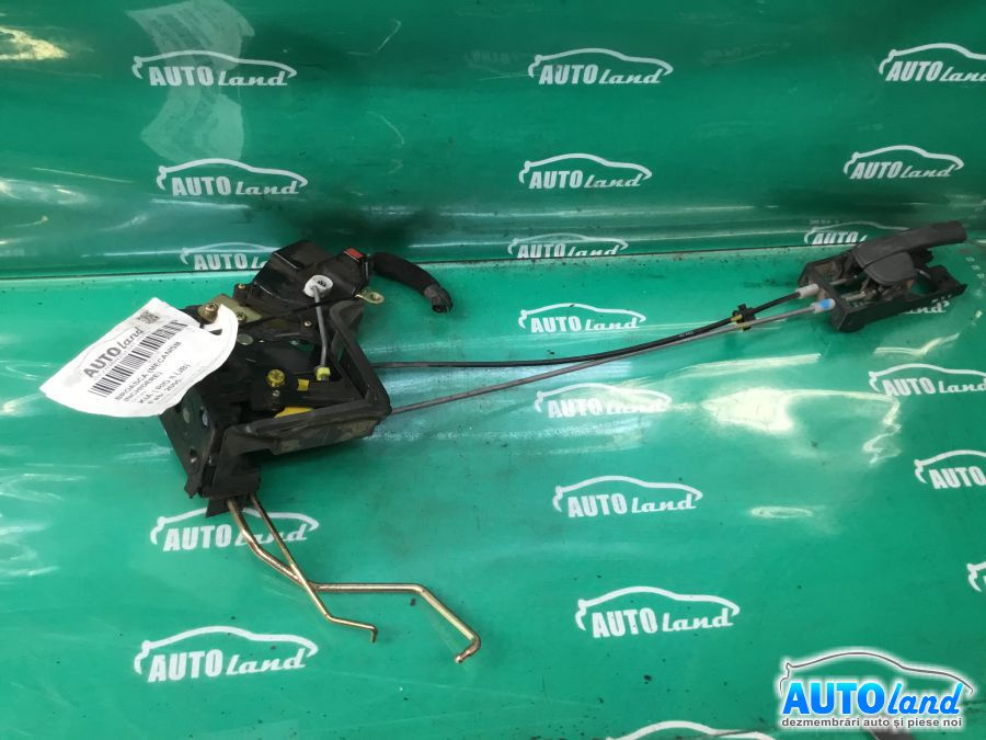 Broasca mecanism Inchidere Dreapta Fata Kia RIO II JB 2005