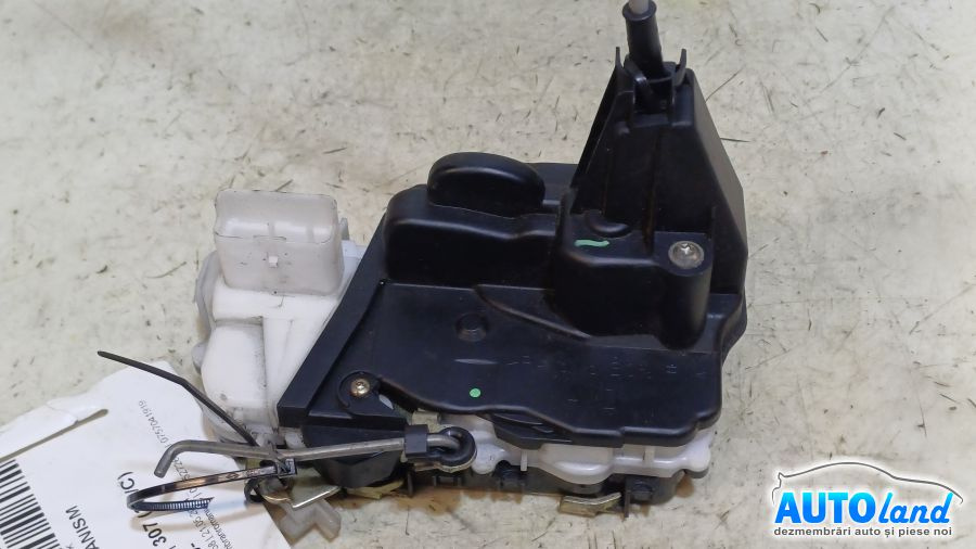 Broasca mecanism Inchidere Dreapta Fata Peugeot 307 3A/C 2000