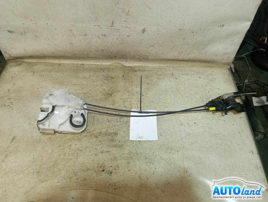 Broasca mecanism Inchidere Dreapta Spate + Maner Interior Mitsubishi ASX GAW 2010