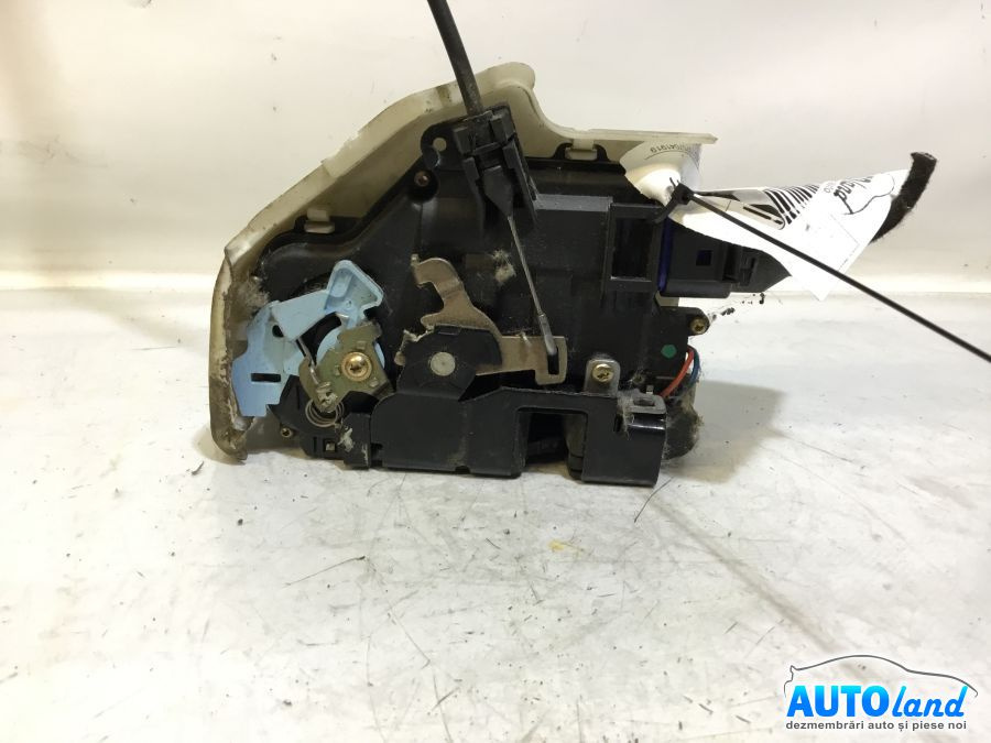 Broasca mecanism Inchidere Stanga Fata 2 Usi Volkswagen GOLF V 1K1 2003