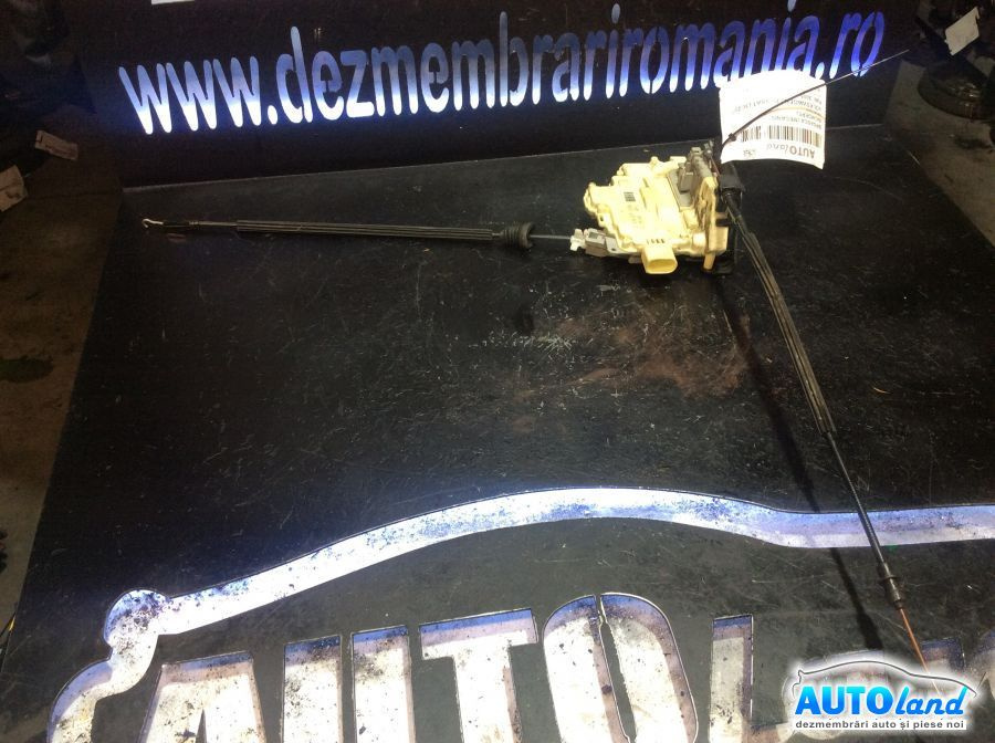 Broasca mecanism Inchidere Stanga Spate Volkswagen PASSAT 3C2 2005