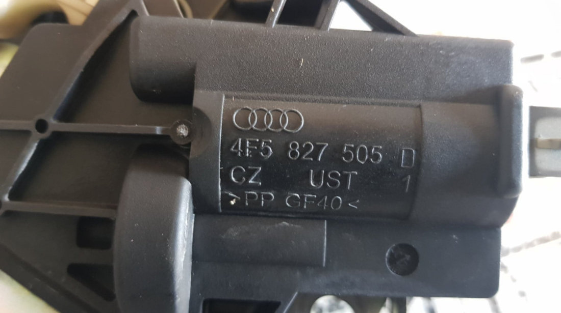 Broasca portbagaj Audi A4 B7 cod piesa : 4F5827505D