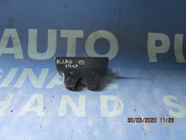 Broasca portbagaj Renault Laguna 1999; 7700823676-50 lei.