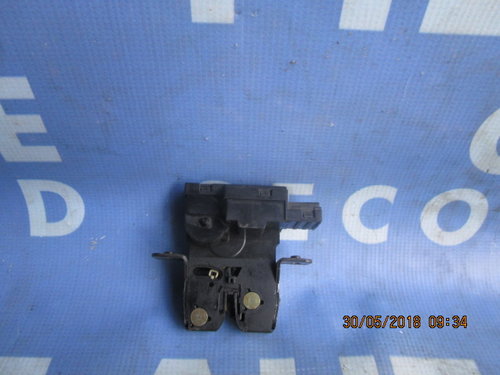 Broasca portbagaj Renault Laguna;8200000297B