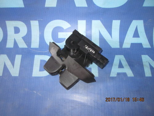 Broasca portbagaj Renault Laguna;  8200000897