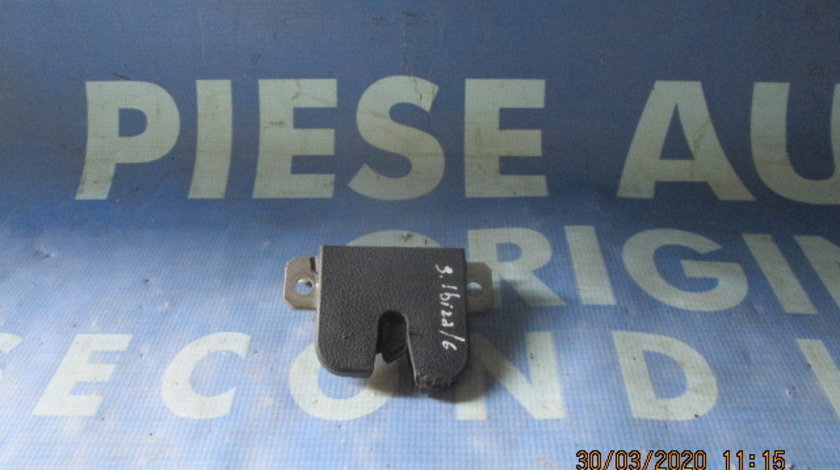 Broasca portbagaj Seat Ibiza Cupra 2006; 6L6827505A
