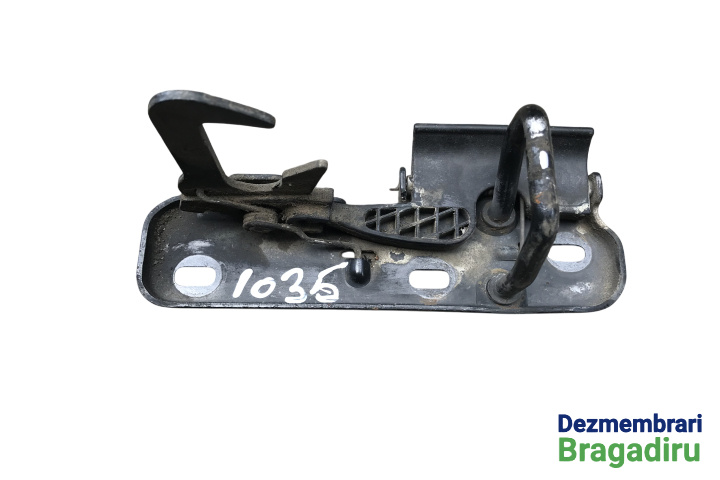 Broasca siguranta capota motor Cod: 1K0823480 1K0823480 Volkswagen VW Golf 5 [2003 - 2009] Hatchback 3-usi 1.9 TDI 6DSG (105 hp) Cod motor: BKC, Cod cutie: HLH, Cod culoare: LA6Q