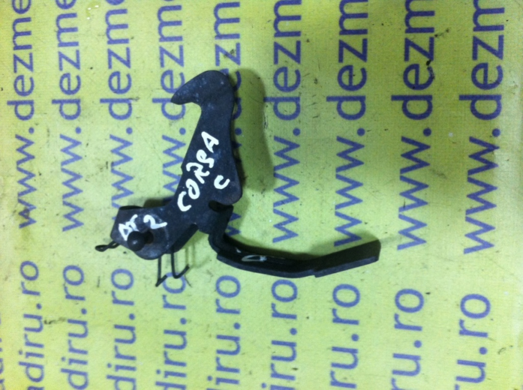 Broasca siguranta capota motor Opel Corsa C [facelift] [2003 - 2006] Hatchback 5-usi (F08 F68)