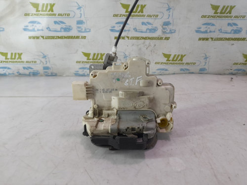 Broasca stanga fata 8E1837015 Audi A4 B7 [2004 - 2008] 2.0 TDI BLB