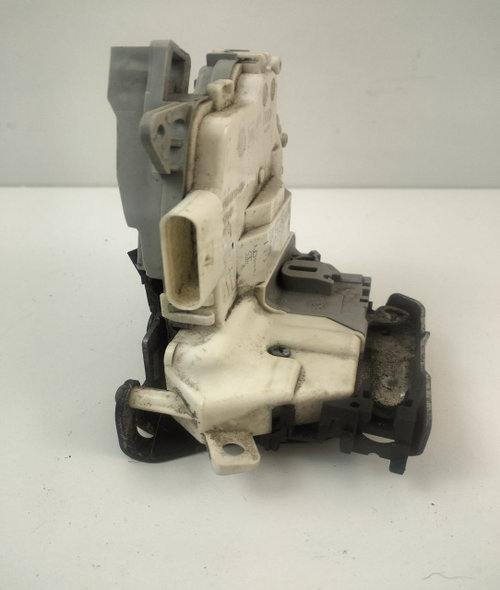 Broasca stanga fata 8j2837015c Audi A4 B8/8K [2007 - 2011]