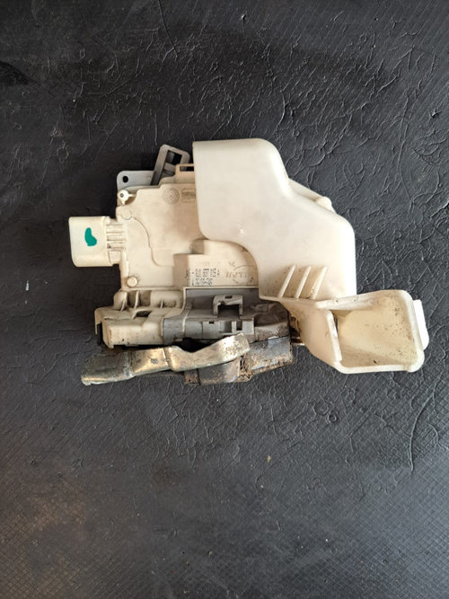 Broasca stanga fata , Audi A4 Avant (8K5, B8) COD- 8J1837015A