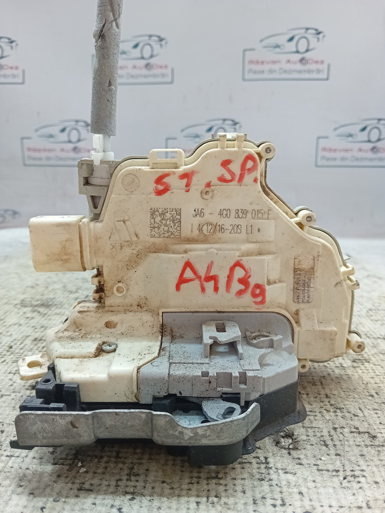 Broasca stanga fata Audi A4 B9 2015, 4G0839015