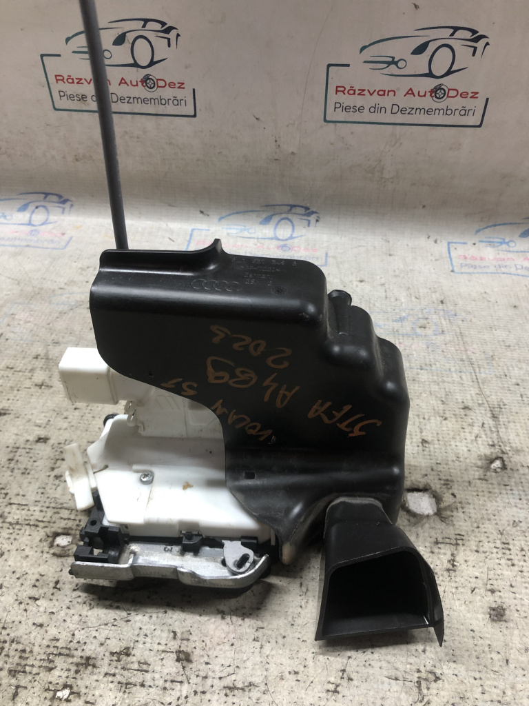 Broasca stanga fata Audi A4 B9 - Motorina 2023, 8W1837349B
