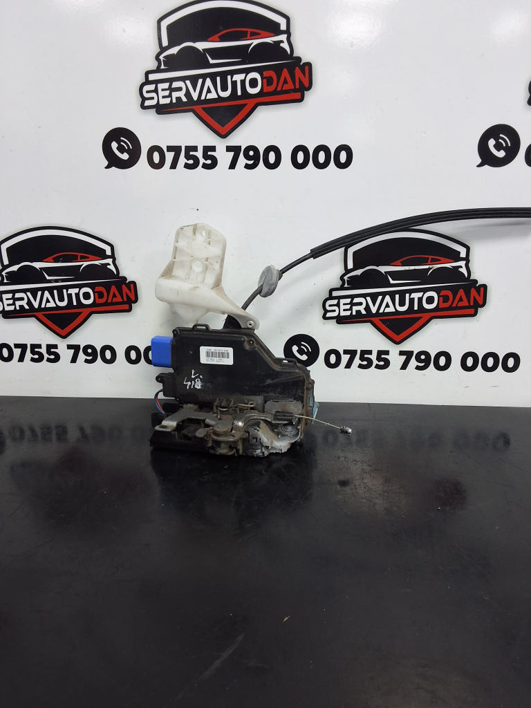 Broasca stanga fata Volkswagen Caddy 3 (2004-2010) 1.9 Motorina 2008, VOLAN STANGA / 3D1837015AB