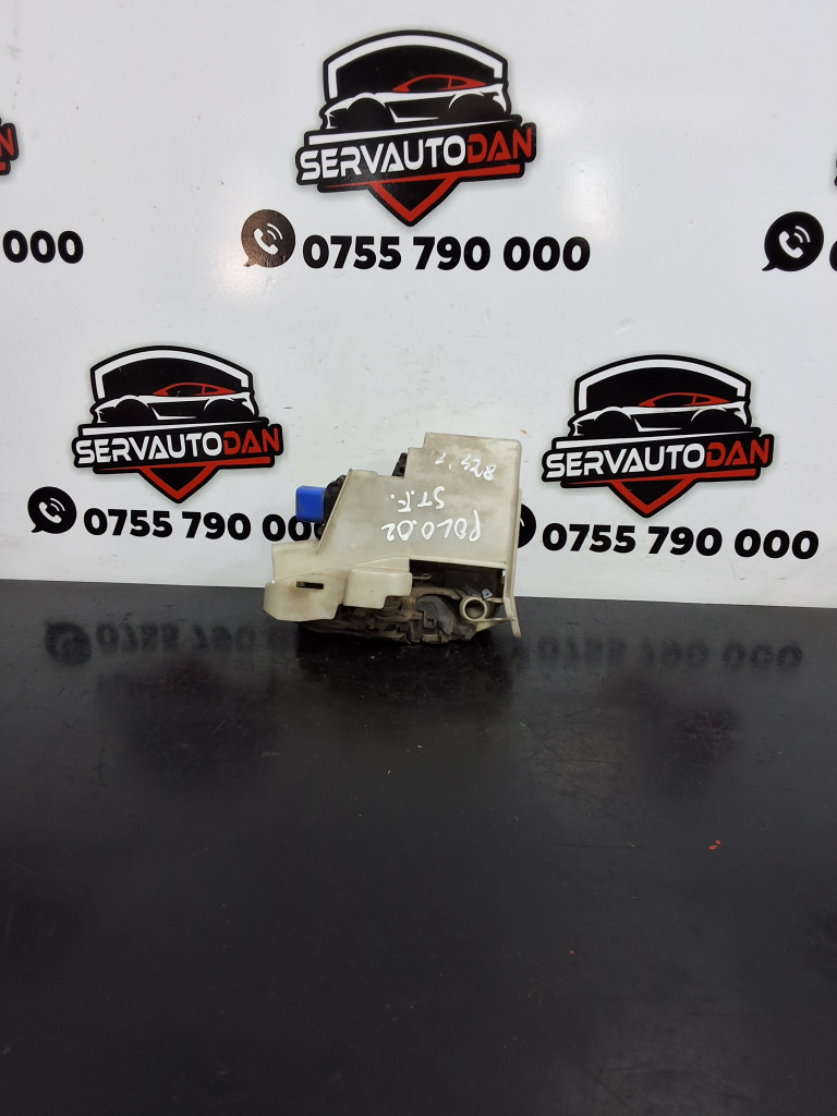 Broasca stanga fata Volkswagen Polo 4 (2001-2005) 1.4 Motorina 2002, 3B1837015AM