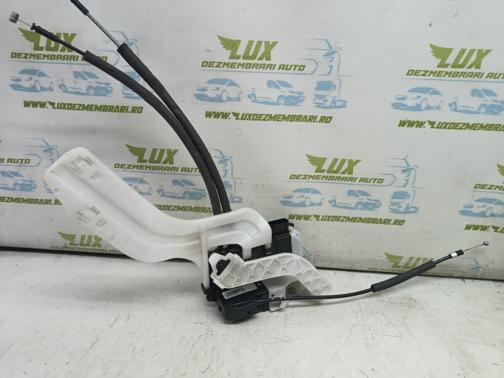 Broasca stanga spate 81410-2y010 Hyundai ix35 [facelift] [2013 - 2015] 2.0 crdi d4ha