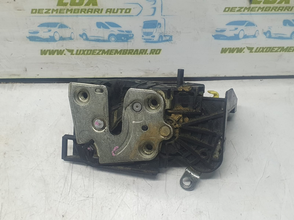 Broasca stanga spate 825034213rc Dacia Logan 2 [2013 - 2016]